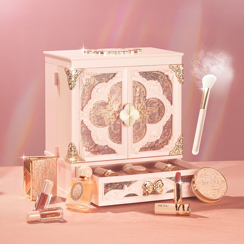 【520限定】每遇蝶恋花彩妆套装化妆品美妆礼盒情人节礼物送女朋,淘宝优惠券,粉丝福利购,淘宝优惠卷