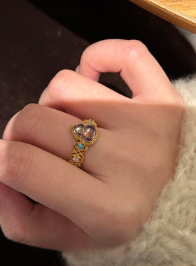 紫水晶葫芦镂空花纹中古戒指轻奢