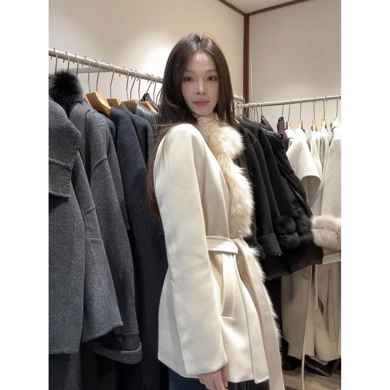 冬日街灯 2025冬季新款小香风大毛领大衣女毛呢系带收腰显瘦外套,淘宝优惠券,粉丝福利购,淘宝优惠卷