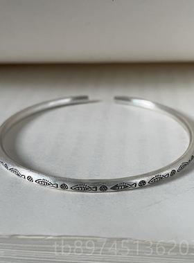 正品提下足菩银银纯小鱼花纹复古做旧泰国手工树银闭口女款手镯手