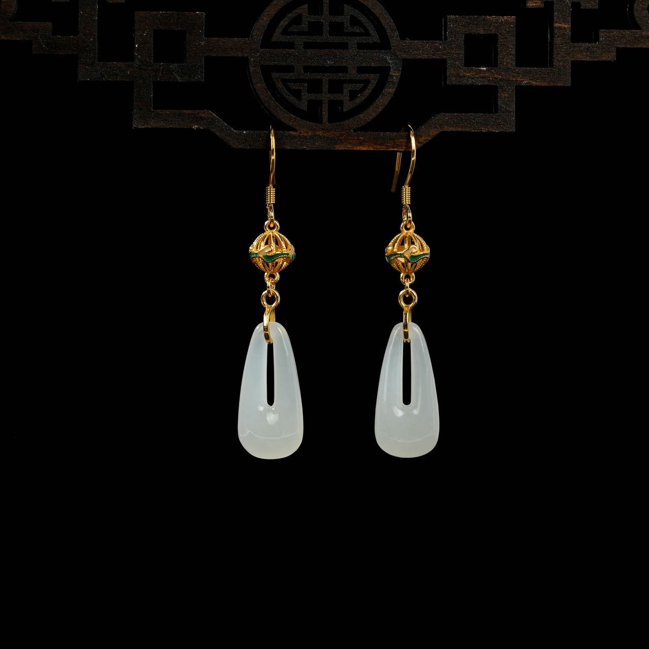 云上叙22 DS89862 和田玉耳钩-多样性发一件-19*9*4mm（甄选）,淘宝优惠券,粉丝福利购,淘宝优惠卷