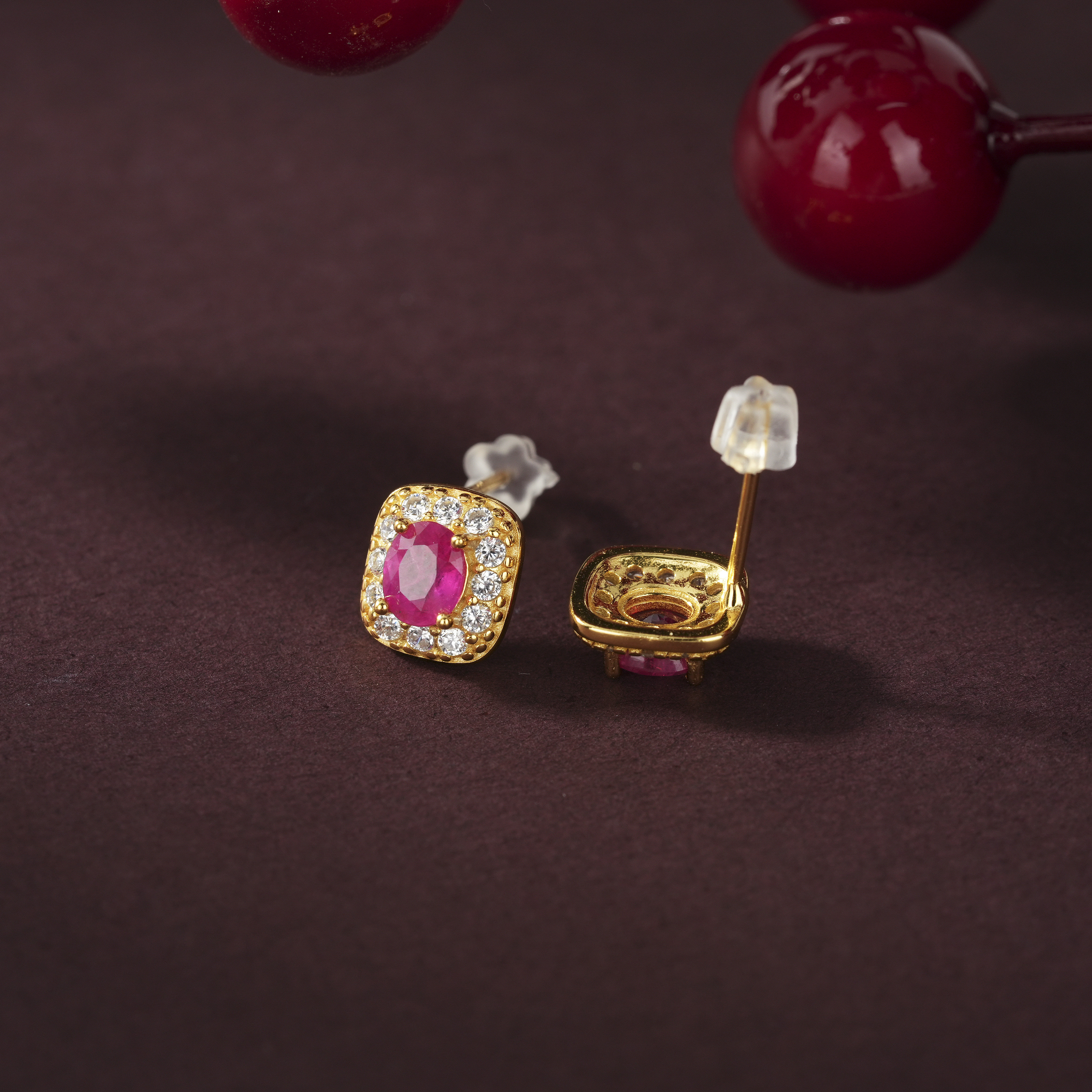 云上叙25 DS02631-红宝石耳钉-多样性发其一-3*4.5mm（甄选）,淘宝优惠券,粉丝福利购,淘宝优惠卷