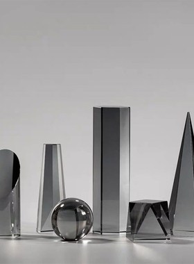 精选创意水晶圆球锥形多面体摆件办公室样板房轻奢抽象极简琉璃工