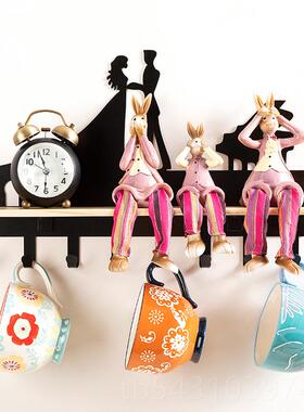 正品摆件可树脚创脂客厅家居摆设酒柜爱卡通意吊娃娃小礼品兔子一