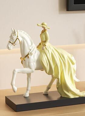 创意高端艺术摆件雕塑轻奢高级感家居软装客厅玄关电视酒柜装饰品