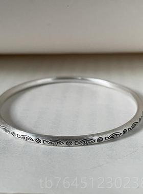 高档菩提树下足银纯银小鱼纹花复古做旧泰手工闭口女款手银镯手国