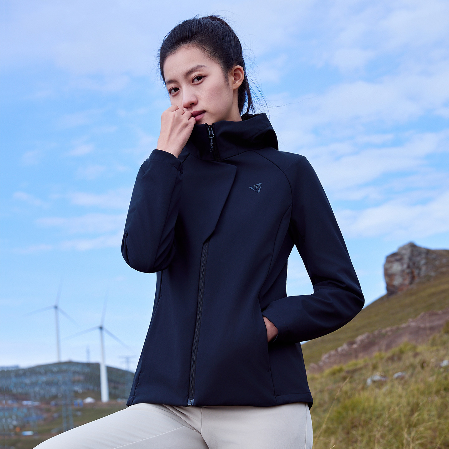 TONPO动魄 户外软壳冲锋衣女新款防风衣透湿保暖软壳衣外套女风衣,淘宝优惠券,粉丝福利购,淘宝优惠卷