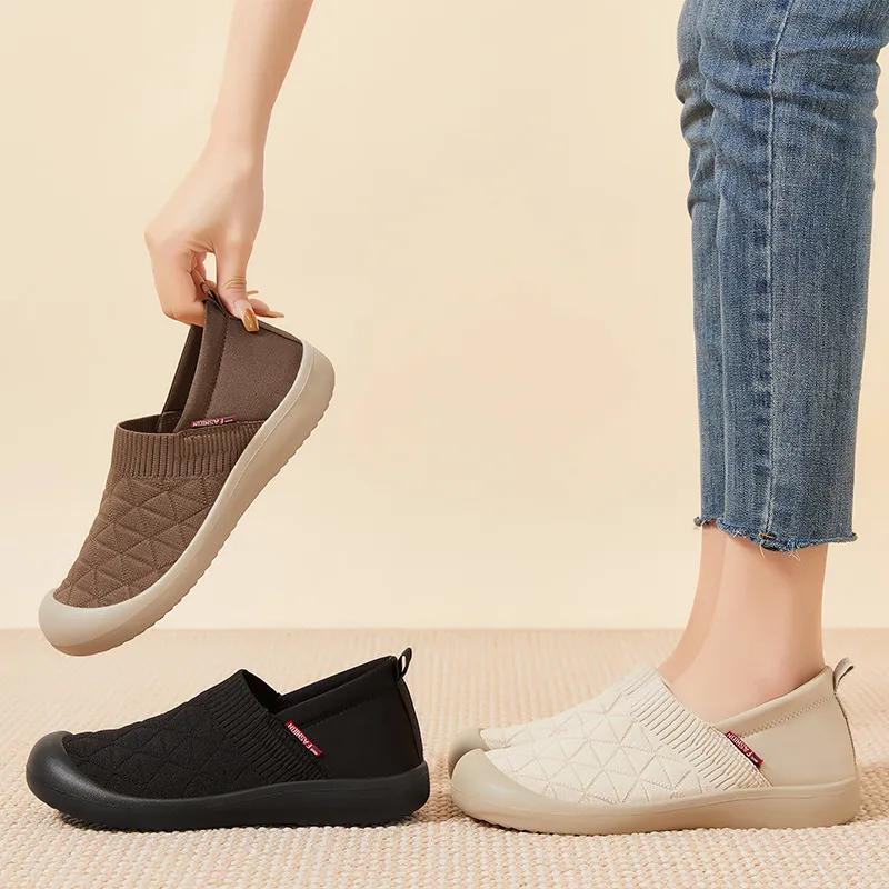 鞋子女鞋春季新款妈妈鞋软底轻便舒适老人鞋时尚百搭中老年休闲鞋,淘宝优惠券,粉丝福利购,淘宝优惠卷