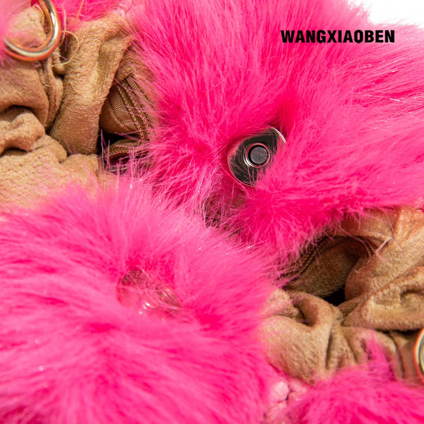 WANGXIAOBEN原创新款秋冬蓬松画筒女款时尚水桶包手提包CD2011618 - 图3