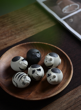 创意可爱猫咪迷你陶瓷摆件微观摆设电视柜家居装饰招财猫礼物茶宠