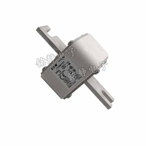 170M6688 170M6698 170M6699 170M6700 170M6701巴斯曼熔断器现货 - 图3