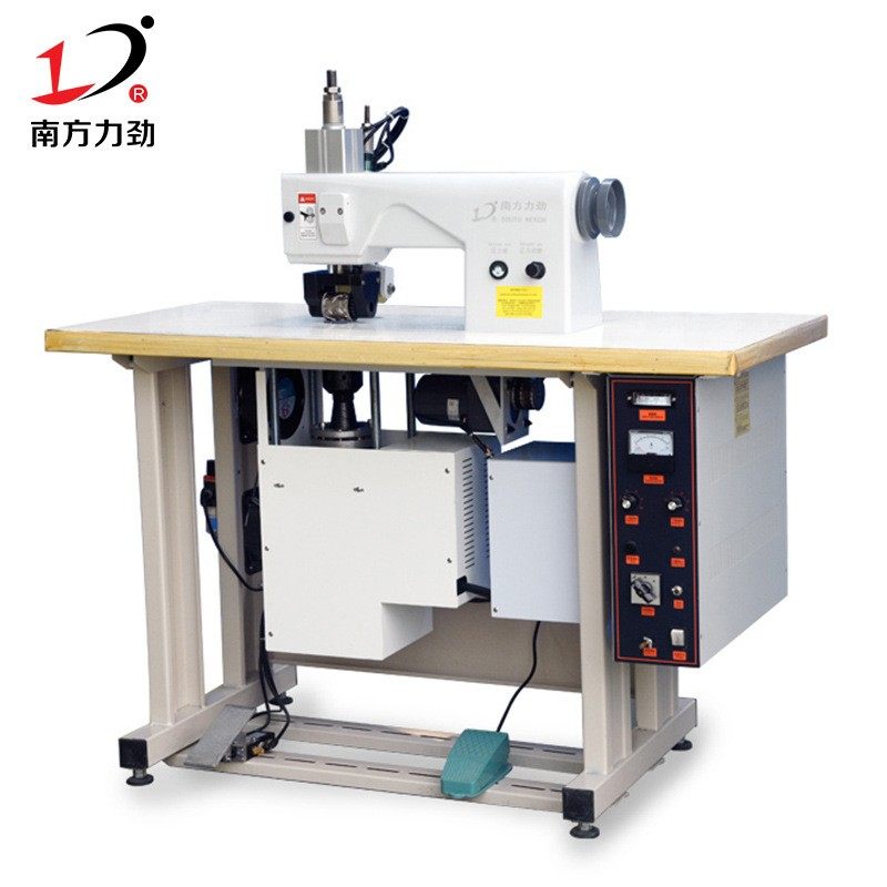 餐桌布压花机 超声波布料压边机 桌布边压花纹设备窗帘超声缝纫机,淘宝优惠券,粉丝福利购,淘宝优惠卷
