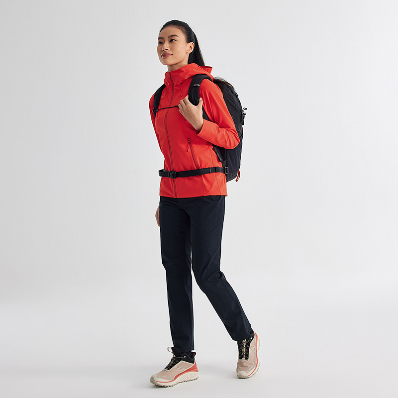 KAILAS凯乐石软壳衣防风防泼水耐磨户外徒步穿越连帽外套女款 - 图0