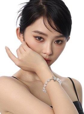 VOYAGE猫眼石串珠铃铛手錬女款学生精致手镯轻奢小众简约女生手串