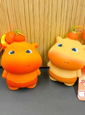 水豚噜噜公仔钥匙扣精致可爱