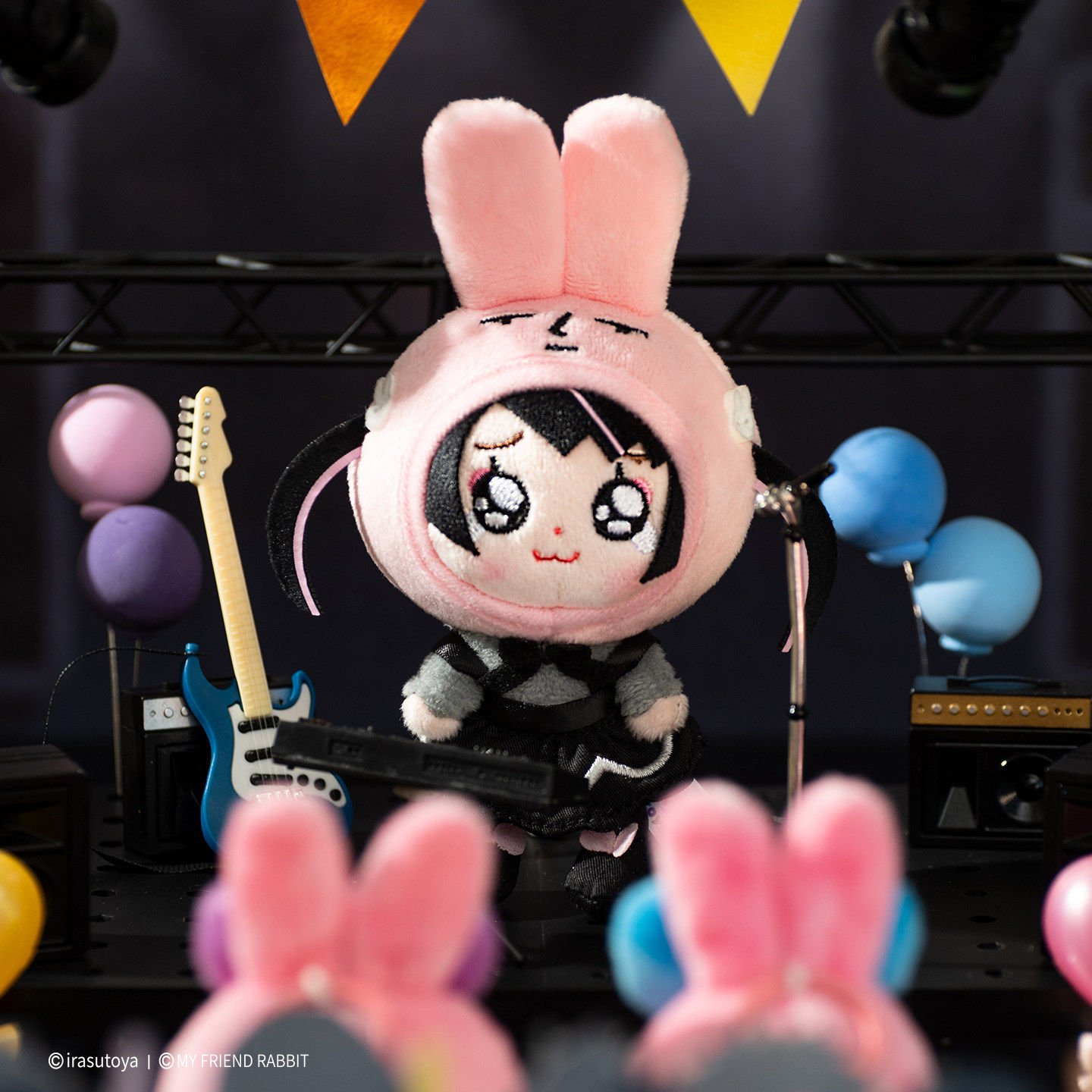 【粉红兔子×插画小人】联名双马尾女孩毛绒挂件可爱书包钥匙玩偶,淘宝优惠券,粉丝福利购,淘宝优惠卷