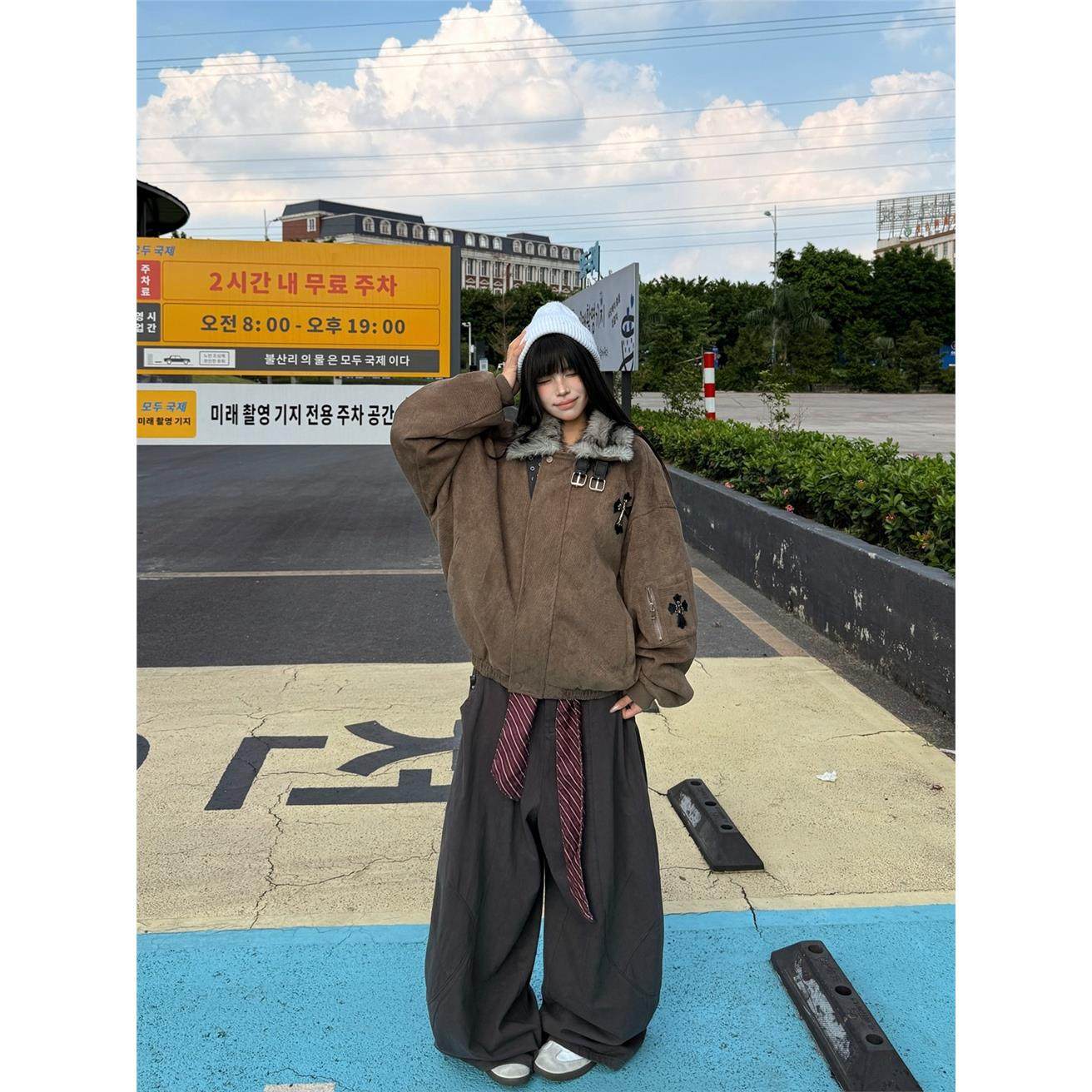 x不是好人 覆古美拉德麂皮绒外套男女冬季宽松十字架贴皮刺绣棉服,淘宝优惠券,粉丝福利购,淘宝优惠卷