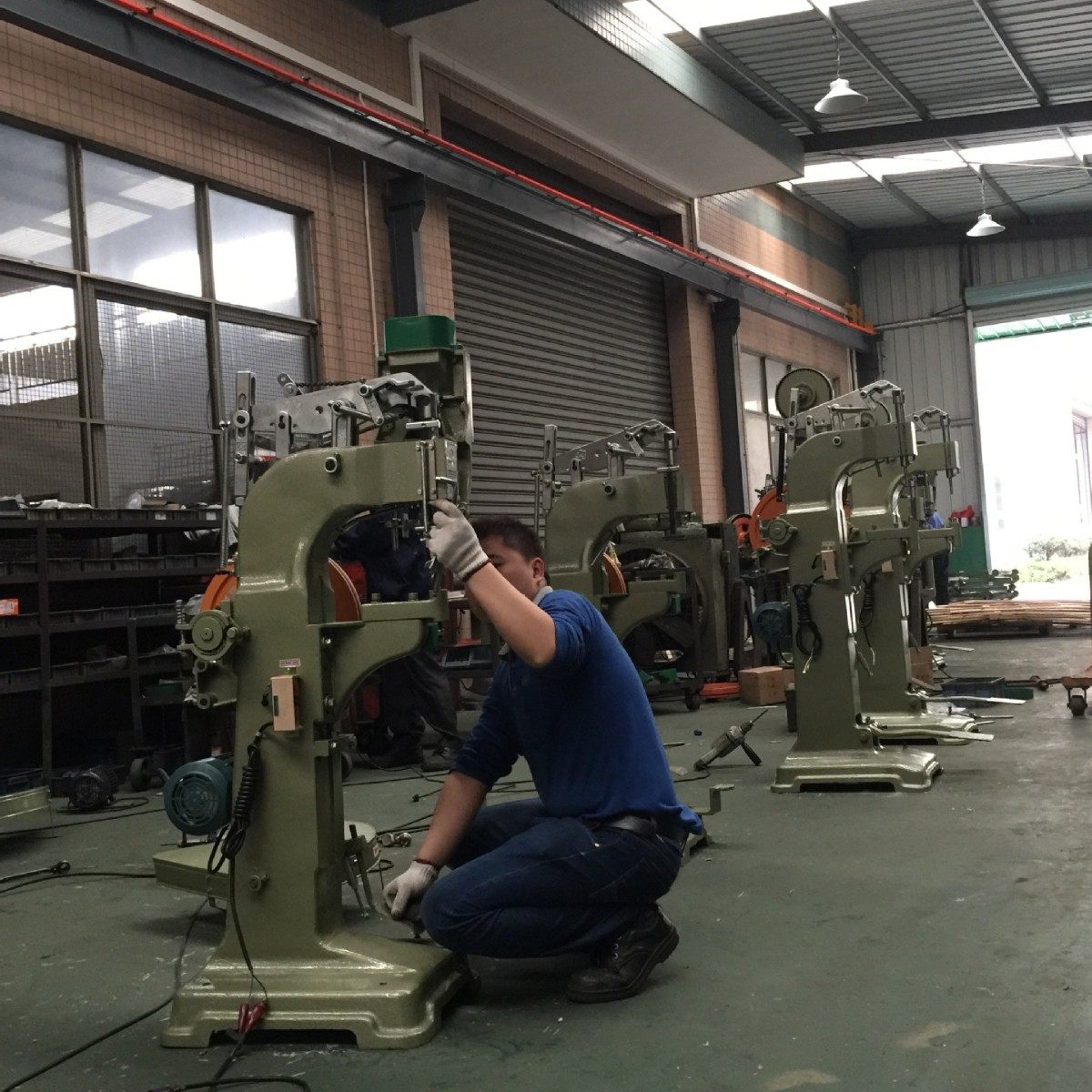 画册相框背板全自动铆钉机皮带箱包压铆钉扣文件夹扣铆钉打钉机,淘宝优惠券,粉丝福利购,淘宝优惠卷