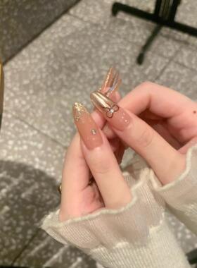 晚秋手工香槟金波点猫眼穿戴甲