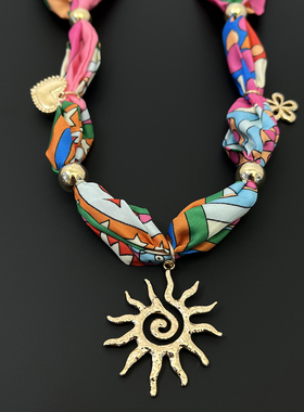 Vintage古着 Pink Pop Geometric Scarf Sun Necklace项链