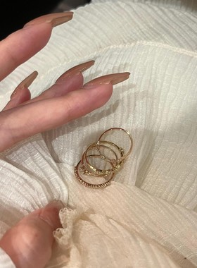 四件套多层叠戴金色极细素圈戒指