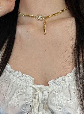 恶魔之眼仿镶钻短项链轻奢高级感