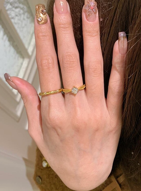 中古金色拉丝小方糖超闪星芒戒指