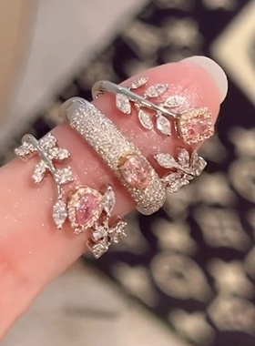 爆闪仿粉钻花环银色戒指女款轻奢