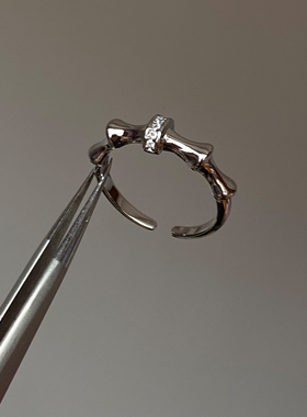 优雅仿镶钻银色竹节戒指个性精致