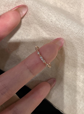 极细款日系四叶花仿排钻细圈戒指