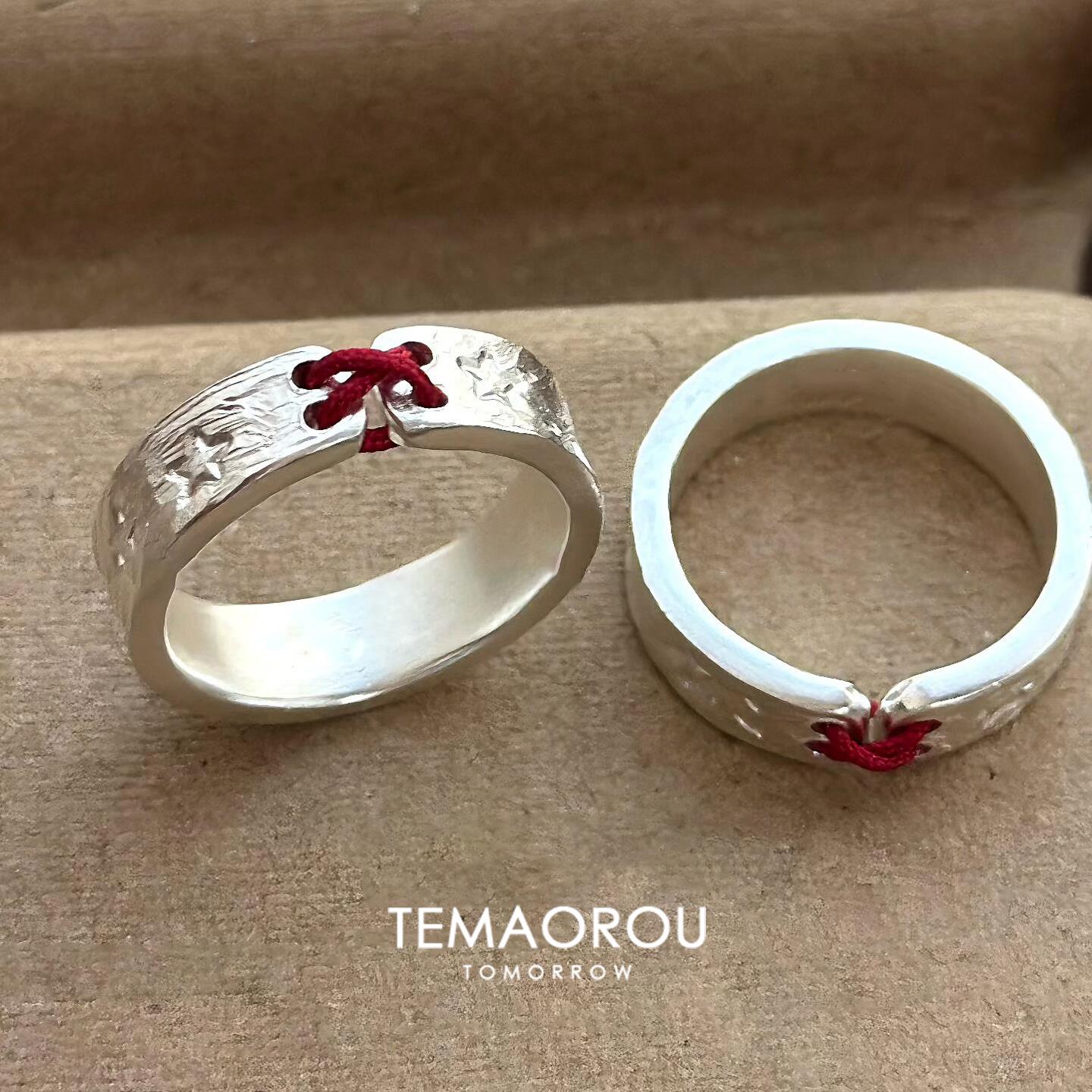 「红线仙」红绳交织银色纹理情侣对戒宽面食指戒小众指环素圈戒指 - 图1