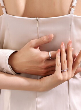 坠落星河爱心情侣戒指小众学生粉色爱心对戒情人节礼物送女朋友