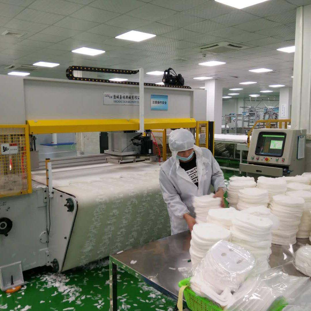 厂家直销移动式皮带送料裁断机全自动送料裁断机面膜裁断机,淘宝优惠券,粉丝福利购,淘宝优惠卷