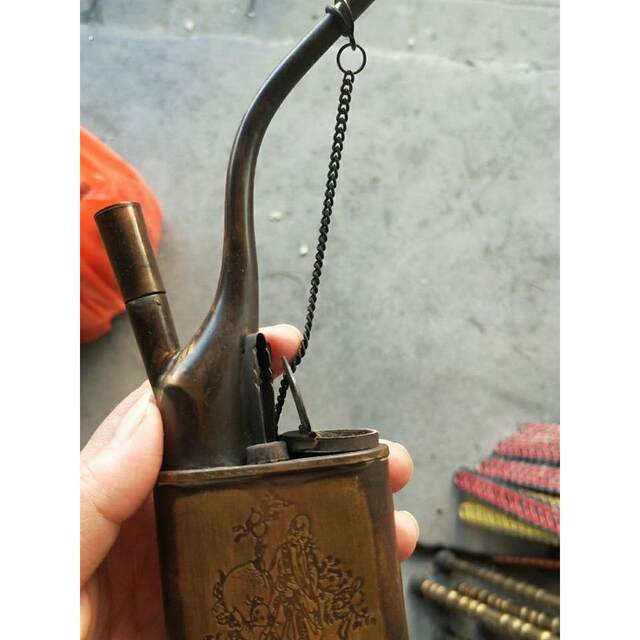 Hookah old-fashioned Republic of China collection antiques and miscellaneous Shoubi Nanshan everlasting pine pure copper longevity star tobacco bottle old-fashioned tobacco stem