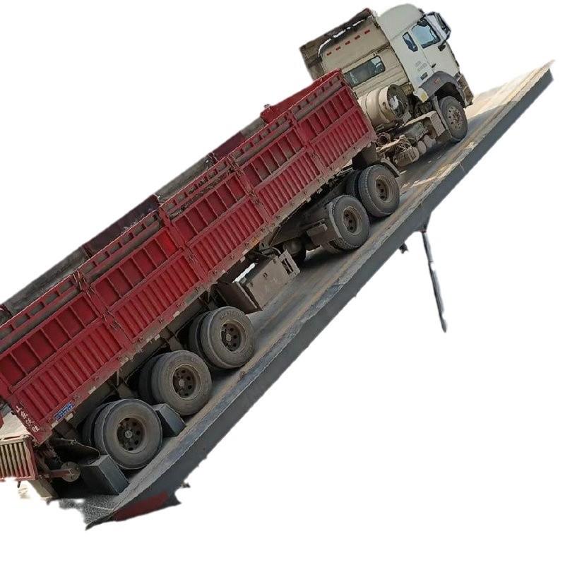 自动卸货平台60吨80吨100吨位后液压翻板卸车机货物倒运卸车机 - 图3