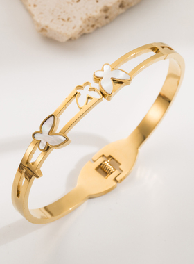 欧美时尚钛钢生命树蝴蝶四叶花朵开口手镯女轻奢小众设计高级感