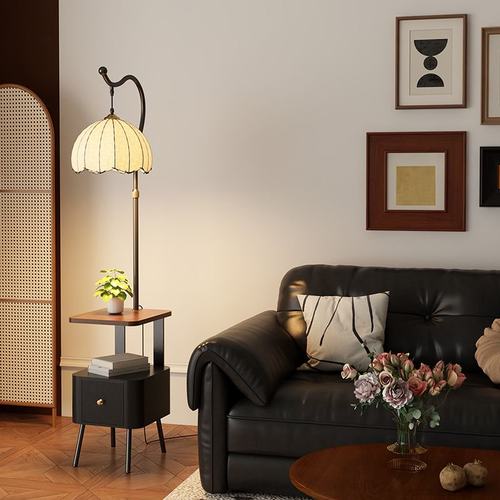 中古风卧室床头柜台灯落地灯客厅沙发旁边高级感置物架一体氛围灯 - 图1