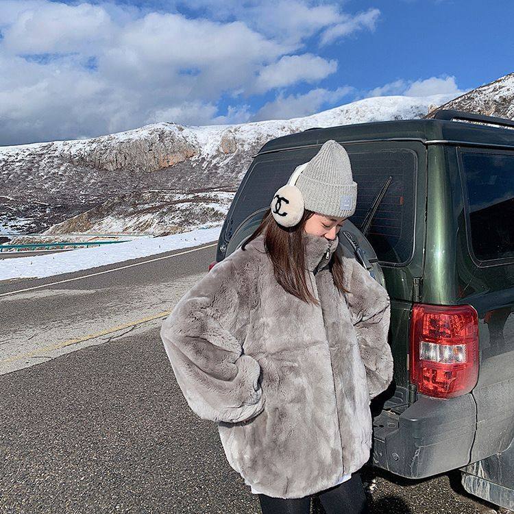 2025年冬季新款仿獭兔毛皮草毛毛外套女小香风气质立领加厚大衣,淘宝优惠券,粉丝福利购,淘宝优惠卷