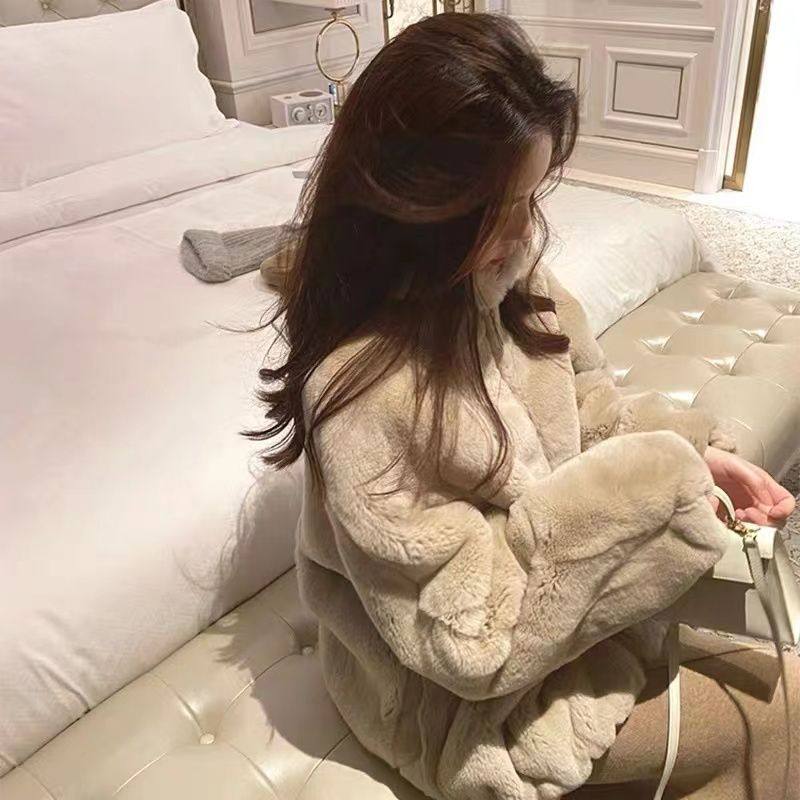 2025年冬季新款仿獭兔毛皮草毛毛外套女小香风气质立领加厚大衣,淘宝优惠券,粉丝福利购,淘宝优惠卷