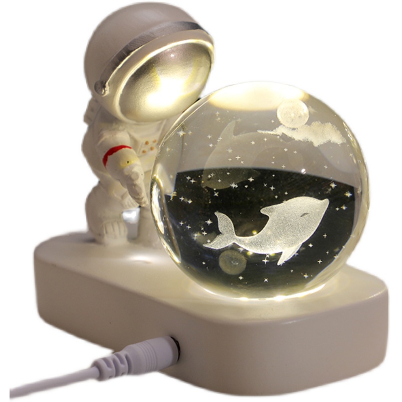 发光宇航员办公室桌面摆件太空人水晶球小夜灯装饰品生日礼物男生 - 图3