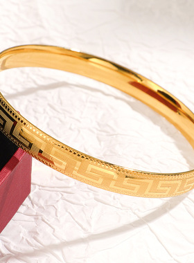 钛钢新款轻奢时尚轮胎长城纹手镯简约潮流镀18K金不掉色圆形手环