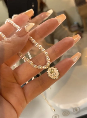 韩系新款法式复古珍珠项链郁金香滴釉吊坠小众设计感锁骨链女