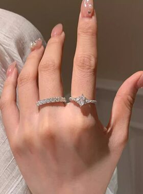 韩系爆闪银色仿锆石鸽子蛋戒指女