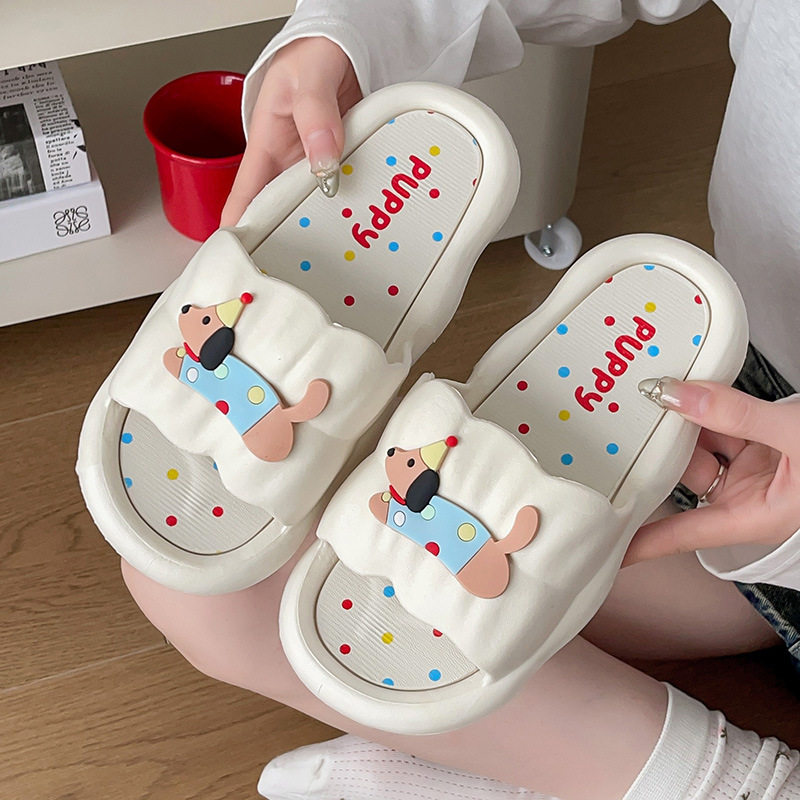 2025室内浴室洗澡防滑软底外穿可爱卡通超萌春夏拖鞋小狗花瓣彩点