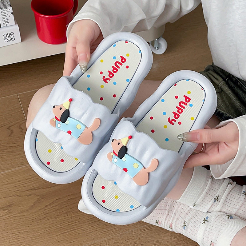 2025室内浴室洗澡防滑软底外穿可爱卡通超萌春夏拖鞋小狗花瓣彩点