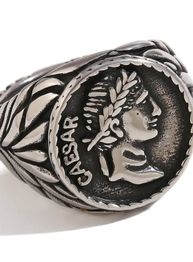 欧美气质嘻哈个性手饰不锈钢镀18k金黑色复古十字架头像男士戒指