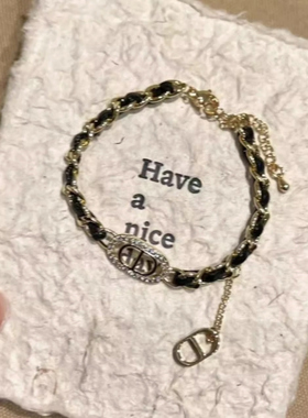 新款甜酷镶钻猪鼻子手链