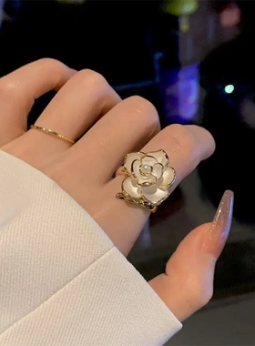 白色山戒指女轻奢小众设计精致高级感时尚个性开口食指戒指环