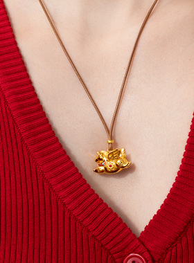 茉奢轻奢天马呈祥本命年吊坠