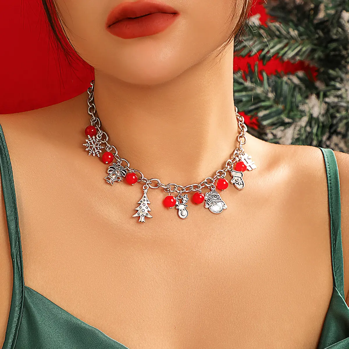 欧美饰品 创意多元圣诞树礼盒铃铛吊坠项链 时尚红色圆珠项饰,淘宝优惠券,粉丝福利购,淘宝优惠卷